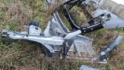 Mercedes e w212 212 четверть подкрылок левый перед левая передняя фото №1