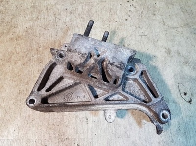 Кронштейн двигуна hyundai matrix 1.5 crdi фото №1