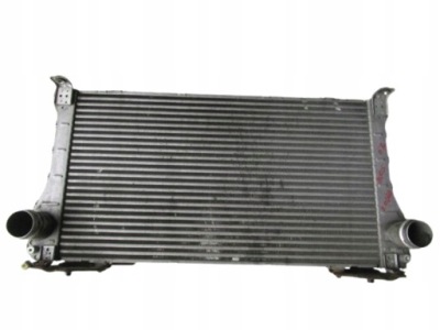 Интеркулер auris i 2.0d4d 2006-2008 rok фото №1