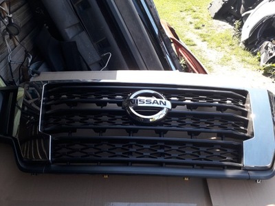 Решітка радіатора решітка радіатора nissan nv400 lift фото №1