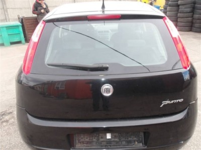 Кришка багажника задня fiat grande punto 891/b фото №1