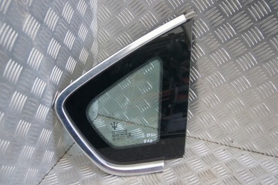 Maserati levante скло кузовна права фото №1