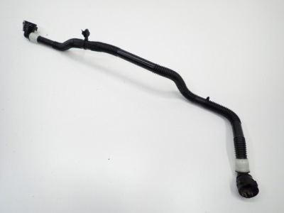 Пабтрубок  шланг трубка воды 1631595-00-b tesla model y 3d3 3d7 22r фото №1