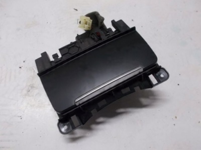 Audi a4 b8 пепельница фото №1