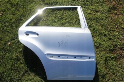 Двері праве задня mercedes ml 164 w164 фото №1