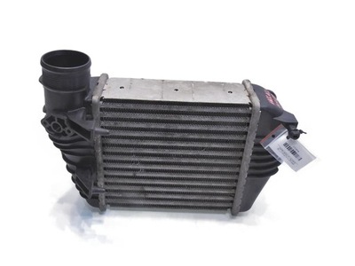 AUŠINTUVAS INTERCOOLER KAIRĖ AUDI A6 C6 2.7 TDI 4F0145805AB 6070163 