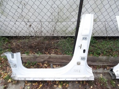 Peugeot 2008 порог левый блок двигателя фото №1