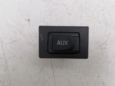 Toyota prius xw20 роз'єм aux 2006 фото №1