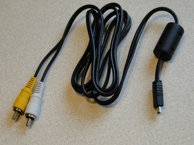 Kabel USB 8pin <--> RCA / 2 x Cinch Video AV