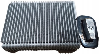 Випарник кондиціонера scania r od 2017r оригінальний номер 2879041 – / оригінал фото №1