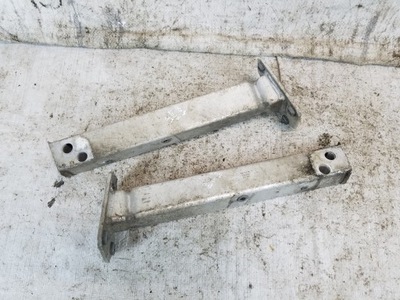 Зона деформації відбійник перед fiat 500l фото №1