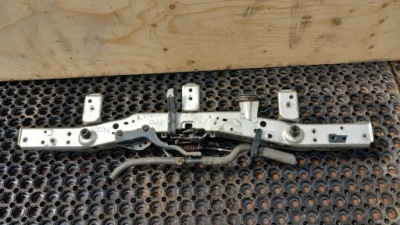 Toyota auris i pas передній підсилювач балка верхній 1c0 фото №1