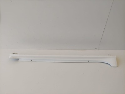 Toyota yaris iv молдинг порог правая 75851-0d100 фото №1