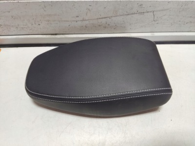 Nissan juke ii f16 підлокітник фото №1