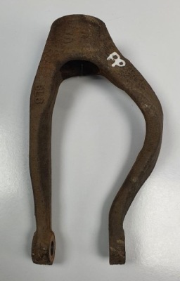 Кронштейн амортизатора правий перед honda prelude v фото №1