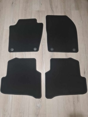 ALFOMBRILLAS DE FELPA ORIGINAL PARA SKODA FABIA 3  