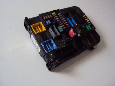 Коробка модуль bsi peugeot 3008 ii 2016- фото №1