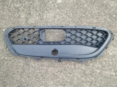 Alfa romeo stelvio решётка бампера правая фото №1