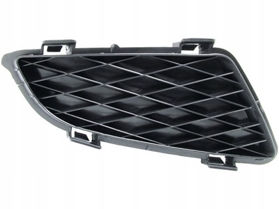 Mazda 6 gg/gy заглушка бампера протитуманної фари права 2002-2007 фото №1