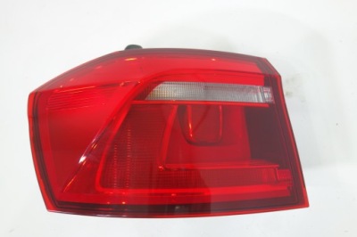 Лампа задняя левая vw sportsvan golf vii 510945095r фото №1