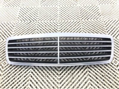 Решётка радиатора решётка радиатора mercedes c208 97-03 771500002 sedan/limuzyna фото №1