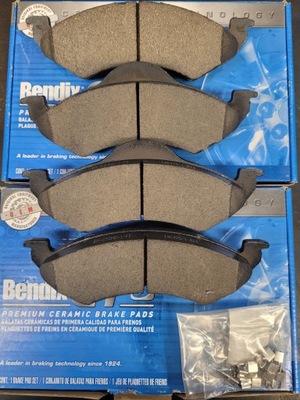 Тормозные колодки тормозные dodge dakota durango bendix фото №1