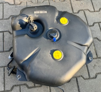 Бак насос adblue mercedes mercedes w212 a2124704802 фото №1