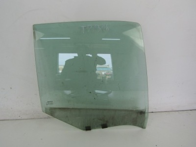 Renault clio 2 скло двері задній права фото №1