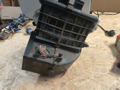 Suzuki vitara i резистор вентилятора , резистор фото №1