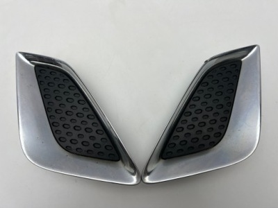 Mitsubishi outlander iii lift заглушка хром бампера передній l+p n 18- фото №1