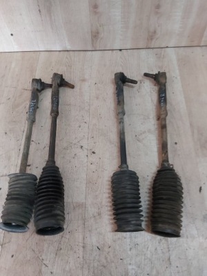 Toyota rav4 ii тяга рулевой наконечник правый фото №1