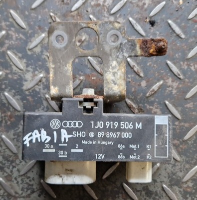 Модуль вентиляторов fabia i 1j0919506m фото №1