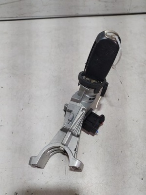 Fiat 500 x замок запалювання ключ pilot фото №1