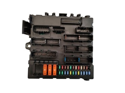 Коробка предохранителей opel vectra c signum 13204495 фото №1