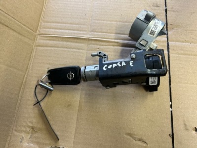 Opel corsa e 1,4 замок зажигания с ключ фото №1