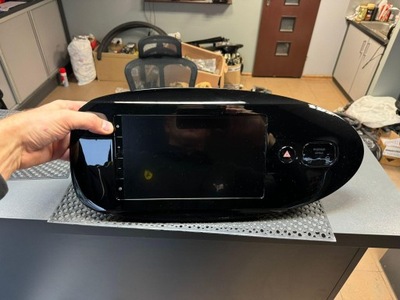 Дисплей радио рамка toyota aygo x 8614002400b фото №1