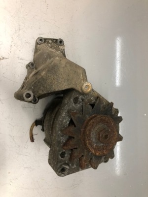 Генератор mercedes w126 sec se sel 5,6 m117 фото №1