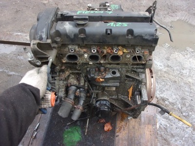 FORD FIESTA MK7 MOTOR 1.25 16V 8A6G6007AA  