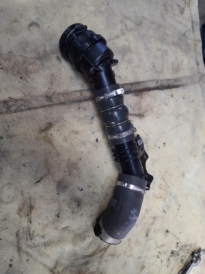 Clio v 1.5 bdci труба шланг інтеркулер повітря фото №1