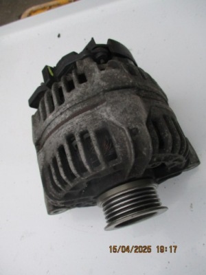Opel meriva генератор 0124415023 24437120 xl 100a фото №1