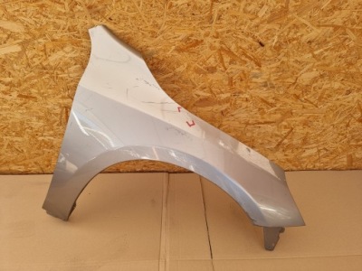 Volvo v60 s60 крыло правый 2010 - 2013 фото №1