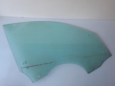 Скло двері передня перед права bmw f20 фото №1