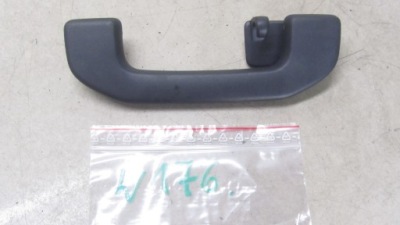 Mercedes w176 ручка обшивки потолка 12- фото №1