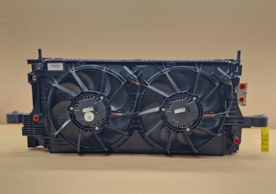 Комплект радіатор вентилятори volvo xc40 c40 ec40 ex40 polestar 2 ev400 фото №1