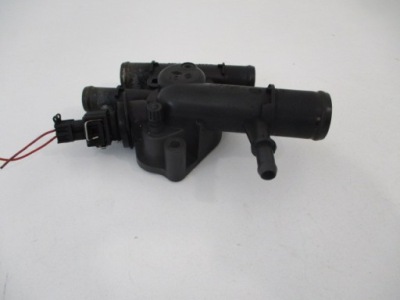 Renault laguna ii 1.9 dci корпус термостата 8200674368 фото №1