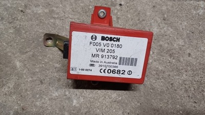 Mitsubishi space star 95-05 модуль блок керування mr913792 фото №1