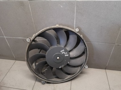 Вентилятор радиатор audi a8 d2 3.3 tdi 4d0121308 фото №1