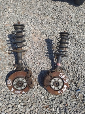 Peugeot 208 1 поворотний кулак macpherson права ліва фото №1