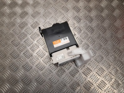 Блоки управления lexus ct 2018 8273076013 фото №1