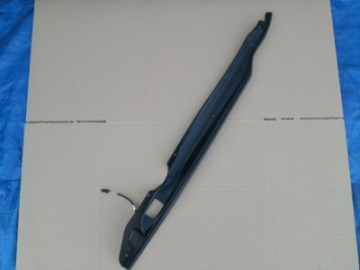 Tesla s молдинг левая датчик доводчик крышки фото №1